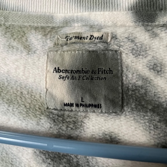 NWT Abercrombie & Fitch Tie Dye Boxy Cropped Sweatshirt - Picture 3 of 4